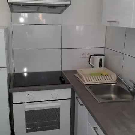 Haus Milana Sabunike Апартаменты Привлака