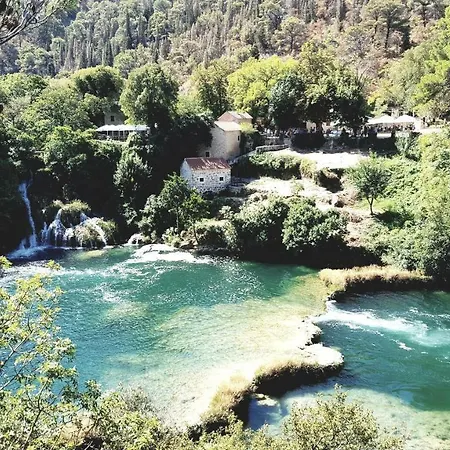 Haus Milana Sabunike Privlaka (Zadar)