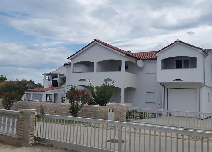 Haus Milana Apartman Privlaka (Zadar)
